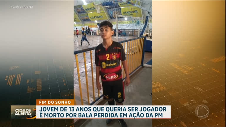 Vídeo: Menino de 13 anos é morto por bala perdida durante ação da PM; ele sonhava em ser jogador de futebol