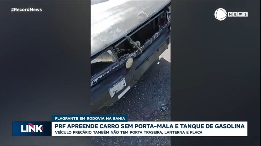 Vídeo: Veículo é apreendido sem porta-malas, traseira e placas em rodovia na Bahia
