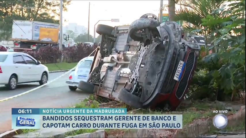 Vídeo: Bandidos sequestram gerente de banco em SP e capotam carro na fuga