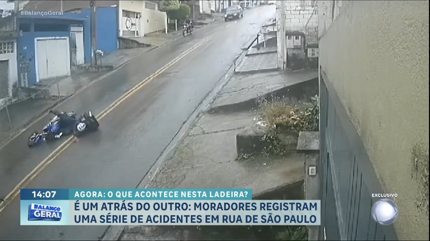 Vídeo: Balança Povão: Moradores registram série de acidentes em rua da Grande São Paulo