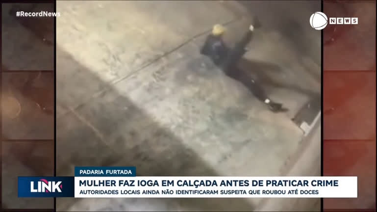 Vídeo: Câmeras de segurança flagram mulher fazendo ioga antes de furtar padaria