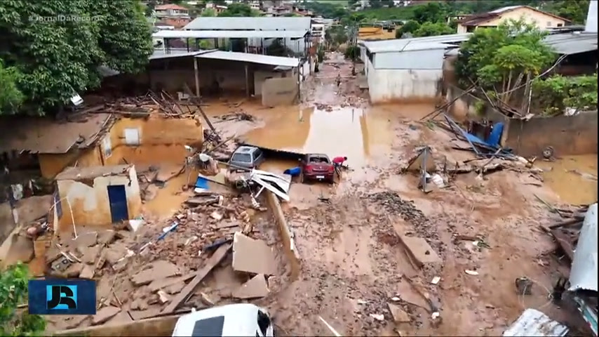 Vídeo: Sobe para 19 o número de mortes provocadas pela chuva no Espírito Santo