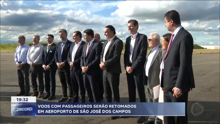 Vídeo: Aeroporto de São José recebe Ministro de Portos e Aeroportos