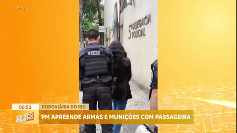 Vídeo: Polícia apreende armas e munições com passageira em rodoviária do Rio