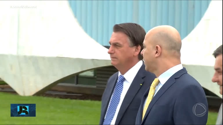 Vídeo: Jair Bolsonaro é convidado a visitar Israel e pede devolução do passaporte ao STF