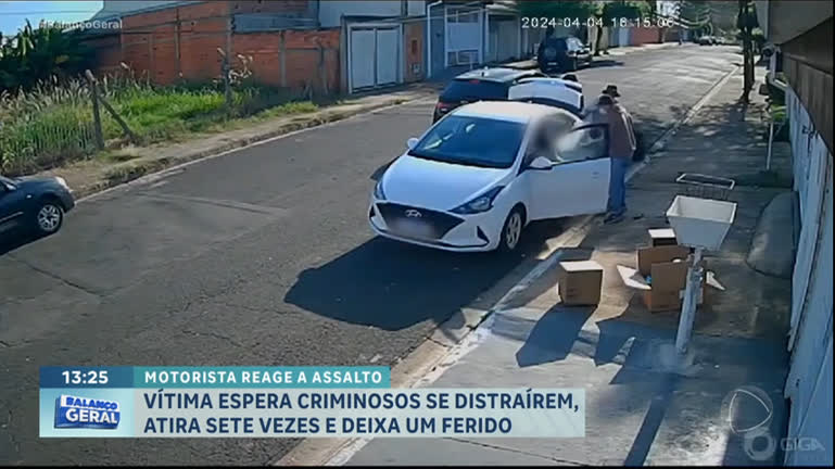 Vídeo: Motorista reage a assalto e atira em criminosos no interior paulista