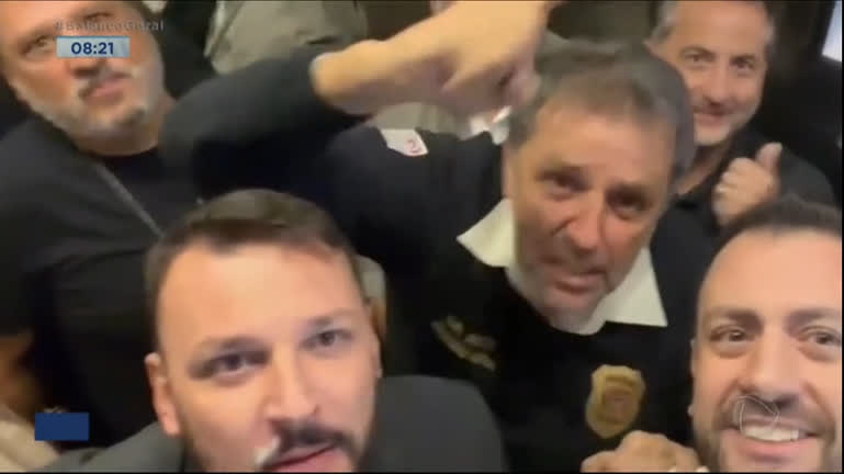Vídeo: Policiais comemoram prisão de Paulo Cupertino