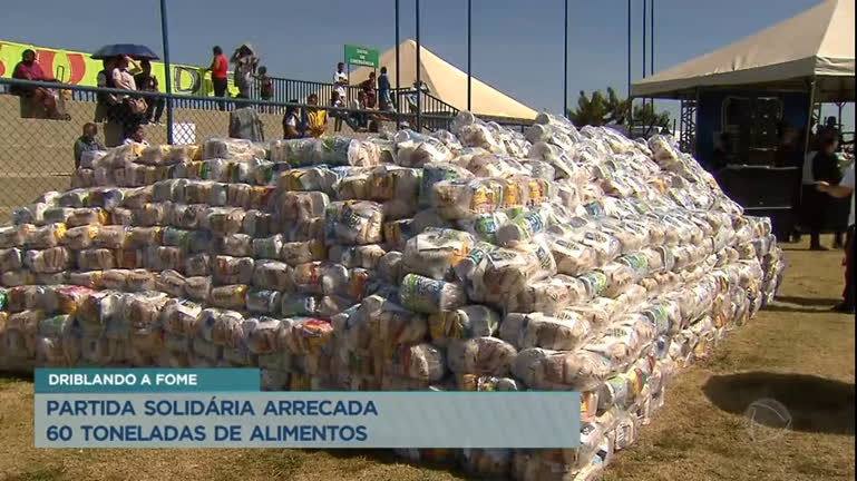 Vídeo: Jogo solidário arrecada 60 toneladas de alimentos no DF