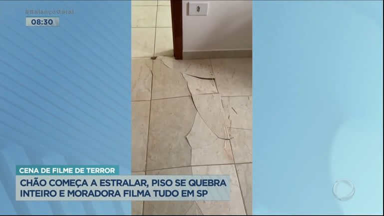 Vídeo: Piso de casa começa a explodir e assusta moradora do litoral paulista
