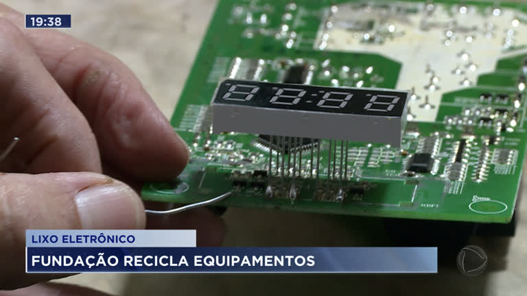 Vídeo: Como descartar o lixo eletrônico