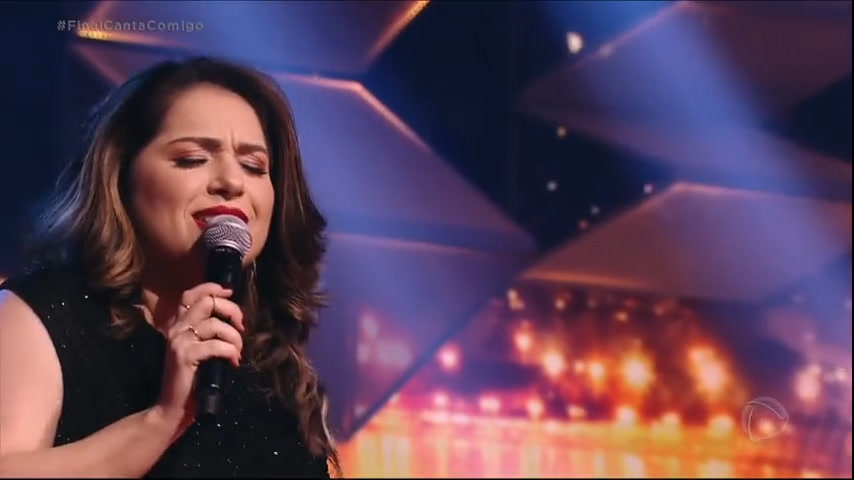 Vídeo: Nazaré Araújo canta Ivan Lins na final do Canta Comigo 4