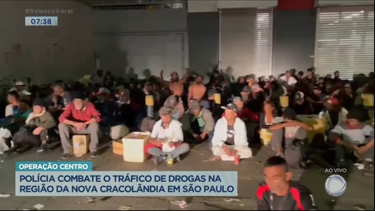 Vídeo: Polícia combate tráfico de drogas na Nova Cracolândia, em São Paulo
