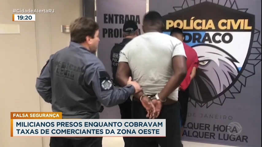 Vídeo: Polícia prende dois milicianos que cobravam taxas de comerciantes em Curicica