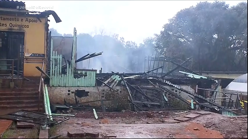 Vídeo: Sobrevivente do incêndio que matou 11 pessoas em Carazinho (RS) recebe alta
