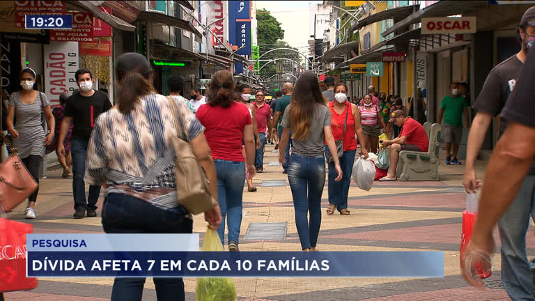 Vídeo: São José dos Campos tem 7 em cada 10 famílias endividadas.
