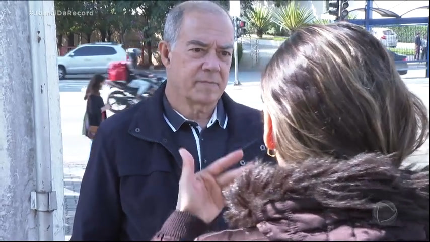 Vídeo: Mulher que fingia ser funcionária da Prefeitura de SP é suspeita de 70 golpes