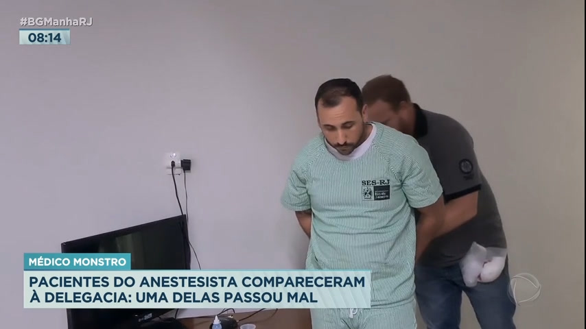 Vídeo: Polícia ouve paciente de anestesista preso por estupro