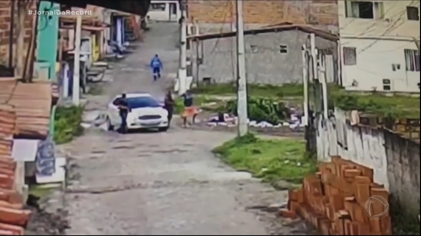 Vídeo: Imagens registram morte de jovem durante abordagem da PM no interior da Bahia