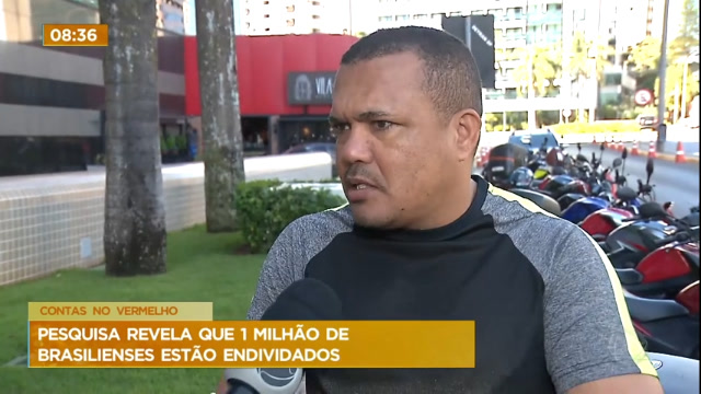 Vídeo: Pesquisa da Serasa revela que cerca de 1 milhão de brasilienses estão endividados