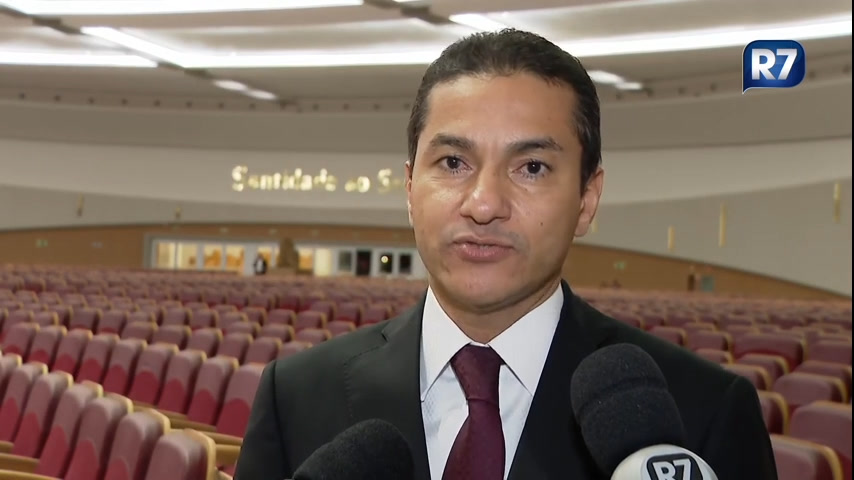 Autoridades marcam presença em inauguração do novo templo da Universal em Brasília