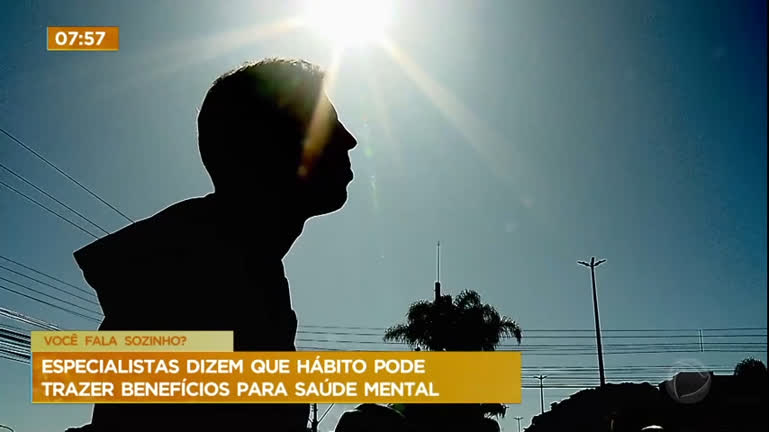 Vídeo: Falar sozinho pode trazer benefícios para a saúde mental