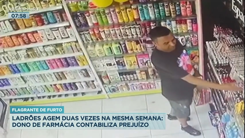 Vídeo: Câmeras de segurança flagram assaltos em farmácia na zona oeste do Rio