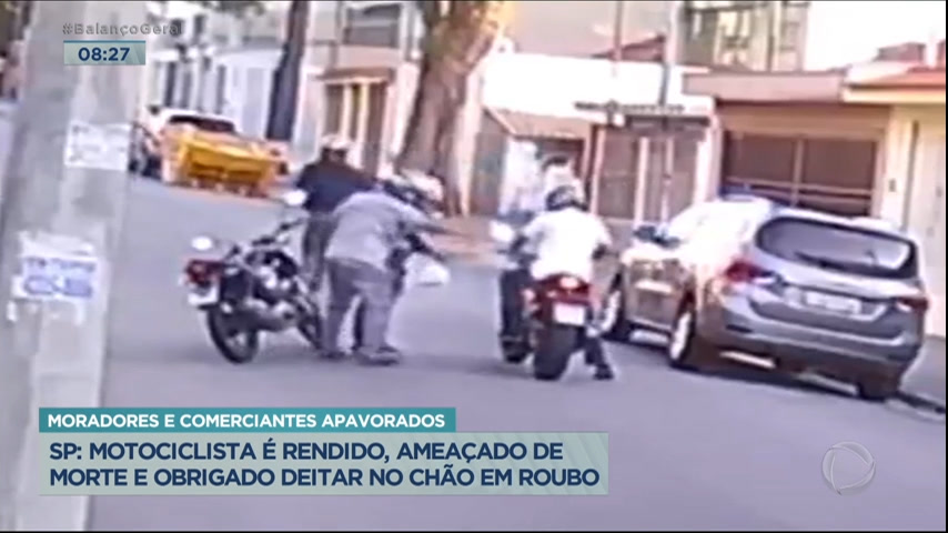 Vídeo: Ladrões apavoram comerciantes e roubam até portão na Grande São Paulo