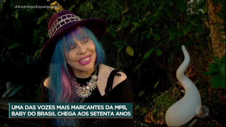 Vídeo: Cantora “Baby do Brasil” estreia turnê ao lado de Pepeu Gomes