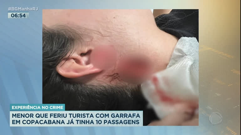 Vídeo: Menor que feriu jovem com garrafa em Copacabana já tem dez passagens pela polícia