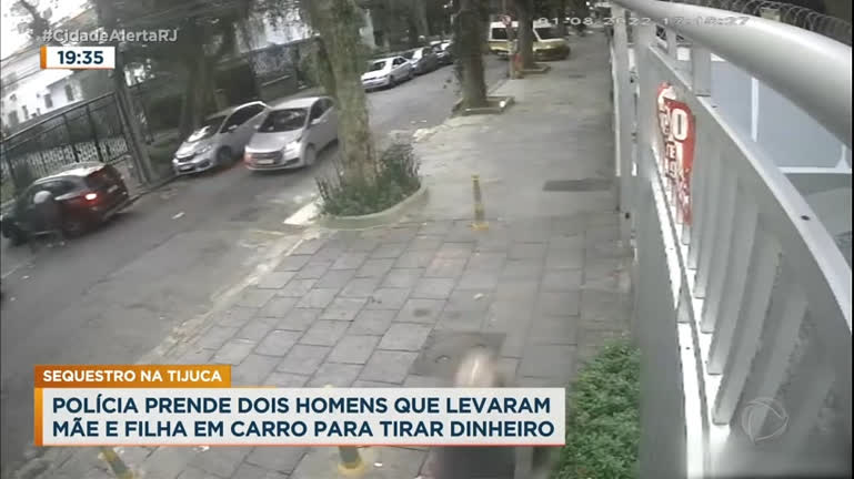 Vídeo: Polícia prende dois dos três criminosos que sequestraram mãe e filha na Tijuca, zona norte do Rio