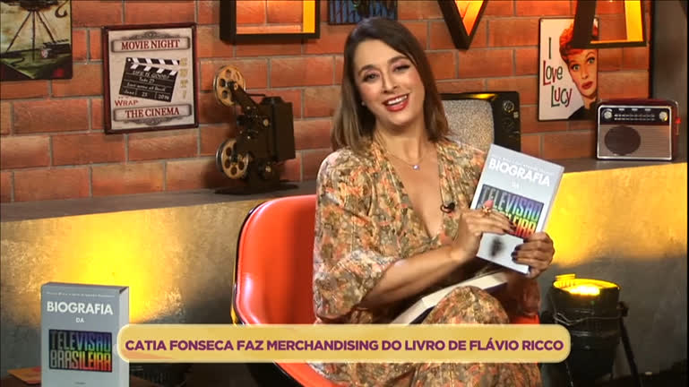 Vídeo: "Não tem realização de sonho maior", diz Catia Fonseca sobre apelido de 'rainha do merchandising'