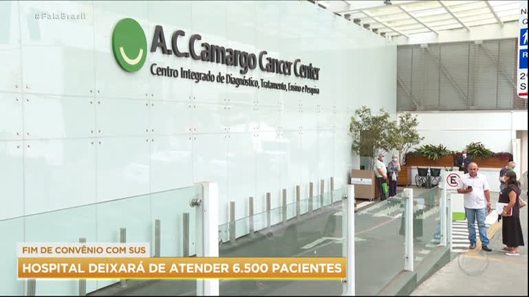 Vídeo: Pacientes com câncer vivem incerteza de tratamento com fim do SUS no A.C. Camargo