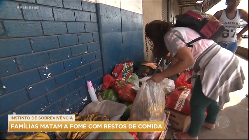 Vídeo: Famílias recorrem a restos de comida para matar a fome