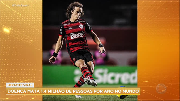Vídeo: Hepatite viral pode ser a causa do mal-estar do zagueiro David Luiz durante jogo