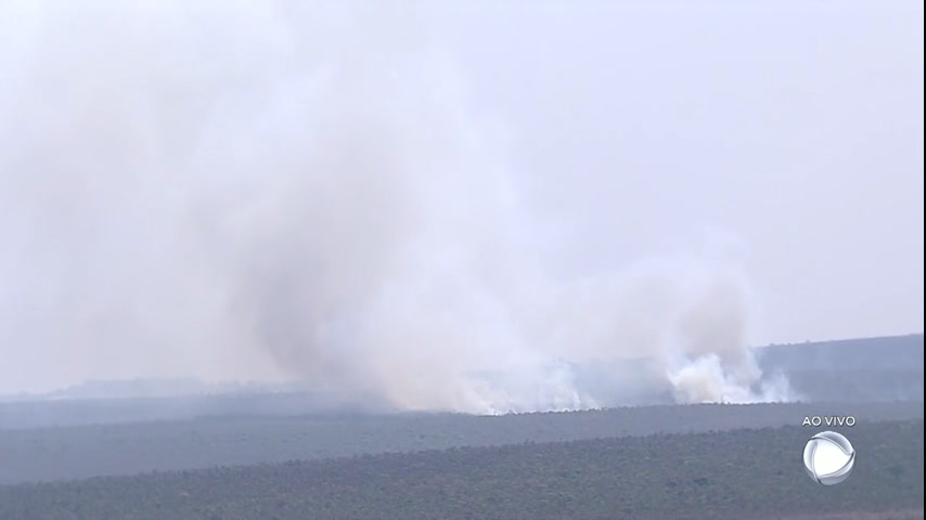 Brasilienses aproveitam calor de 32 graus na Água Mineral - Brasília - R7  Balanço Geral DF