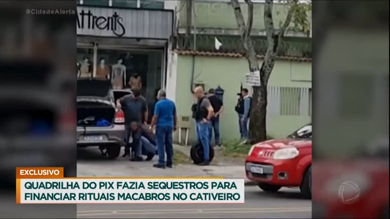 Vídeo: Polícia do Rio prende quadrilha especializada em sequestros do Pix