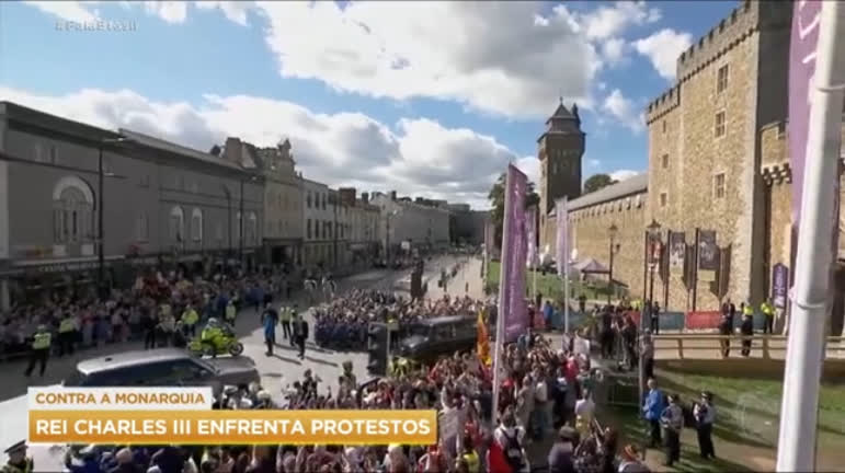 Vídeo: Rei Charles 3º é recebido com manifestações em reunião no País de Gales