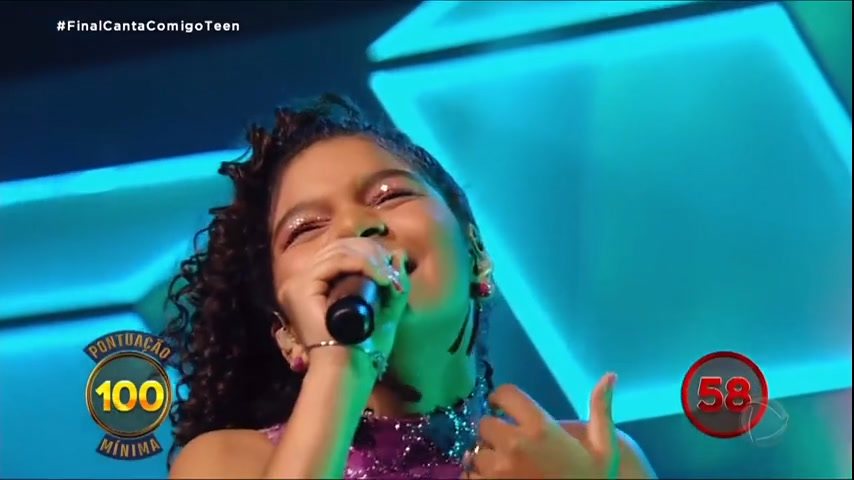 Vídeo: Apresentação de "Domingo de Manhã", de Railena Show, emociona 93 jurados