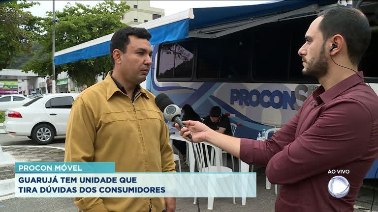 Vídeo: PROCON MÓVEL atende consumidores no Guarujá