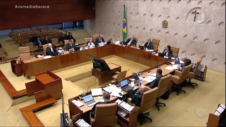 Vídeo: STF decide que prefeituras devem garantir vagas em creches para crianças de 4 e 5 anos