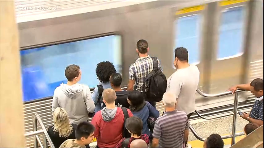 Vídeo: Após série de crimes, 180 PMs começam a reforçar a segurança no Metrô de São Paulo