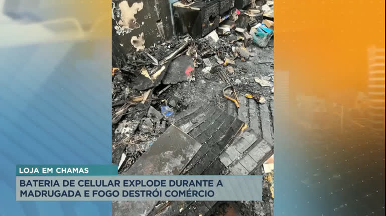 Vídeo: Casa fica destruída após incêndio em BH