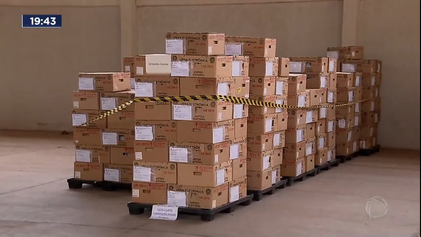 Vídeo: Urnas serão transportadas amanhã aos locais de votação