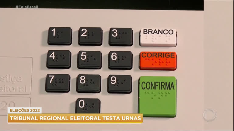 Vídeo: TRE-SP testa urnas na véspera da eleição