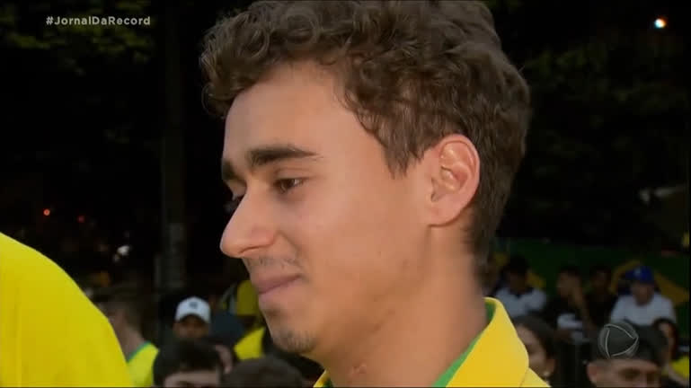 Vídeo: Nikolas Ferreira, do PL-MG, é o deputado federal mais votado do país