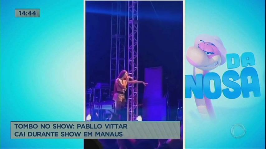 Vídeo: Pabllo Vittar cai durante show em Manaus