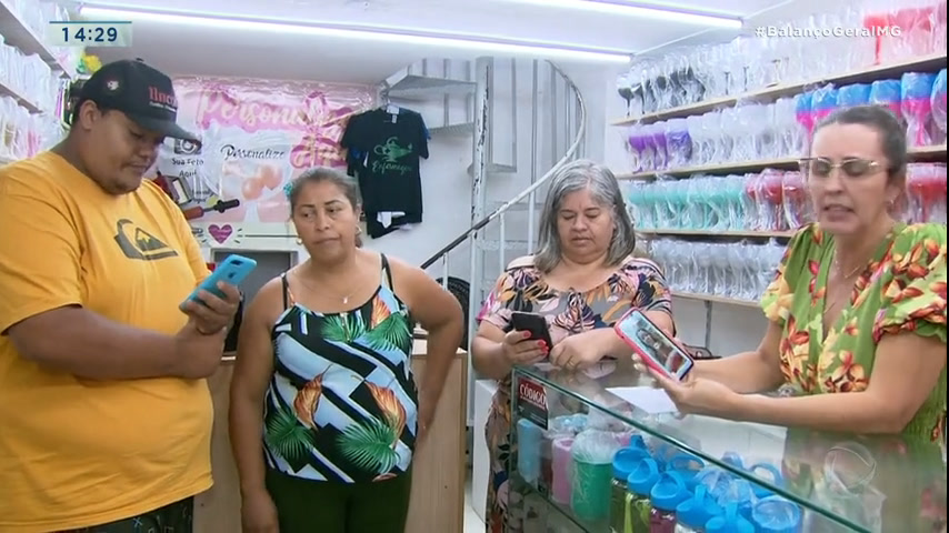 Buffet acusado de calotes volta a fazer promoções pela internet