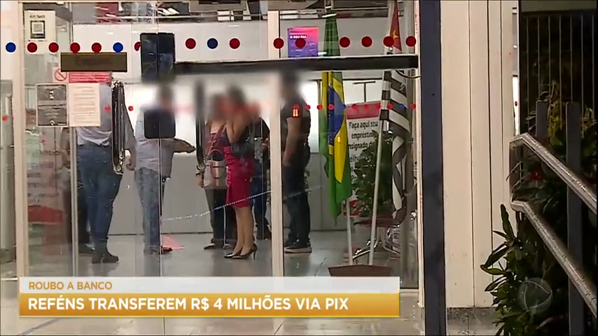 Vídeo: Bandidos invadem banco e roubam R$ 4 milhões via PIX