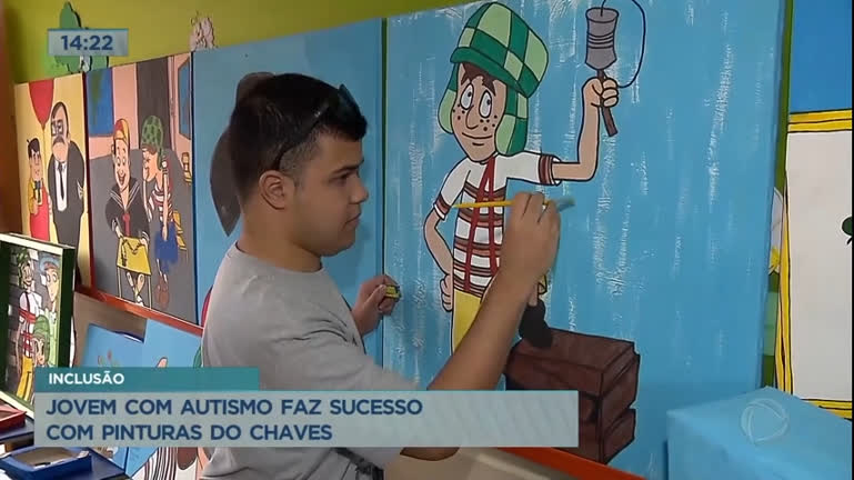 Vídeo: Jovem com autismo faz sucesso com pinturas do Chaves