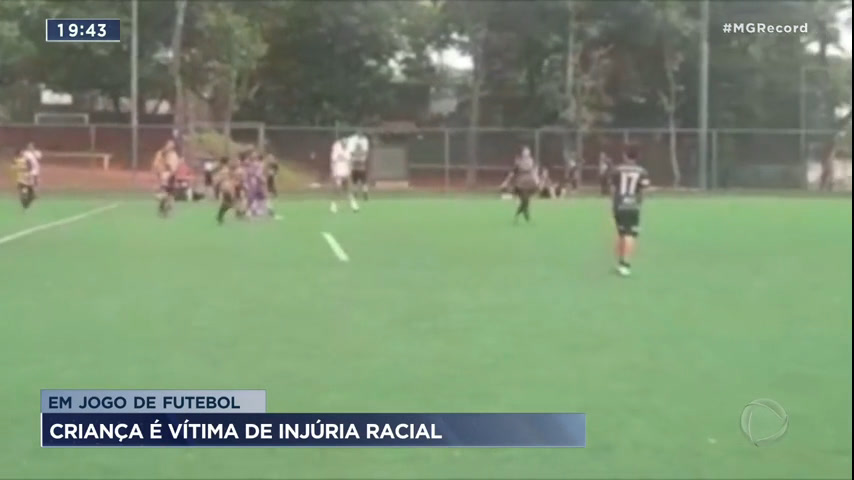 Vídeo: Pais de menino denunciam injúria racial durante jogo de futebol em BH